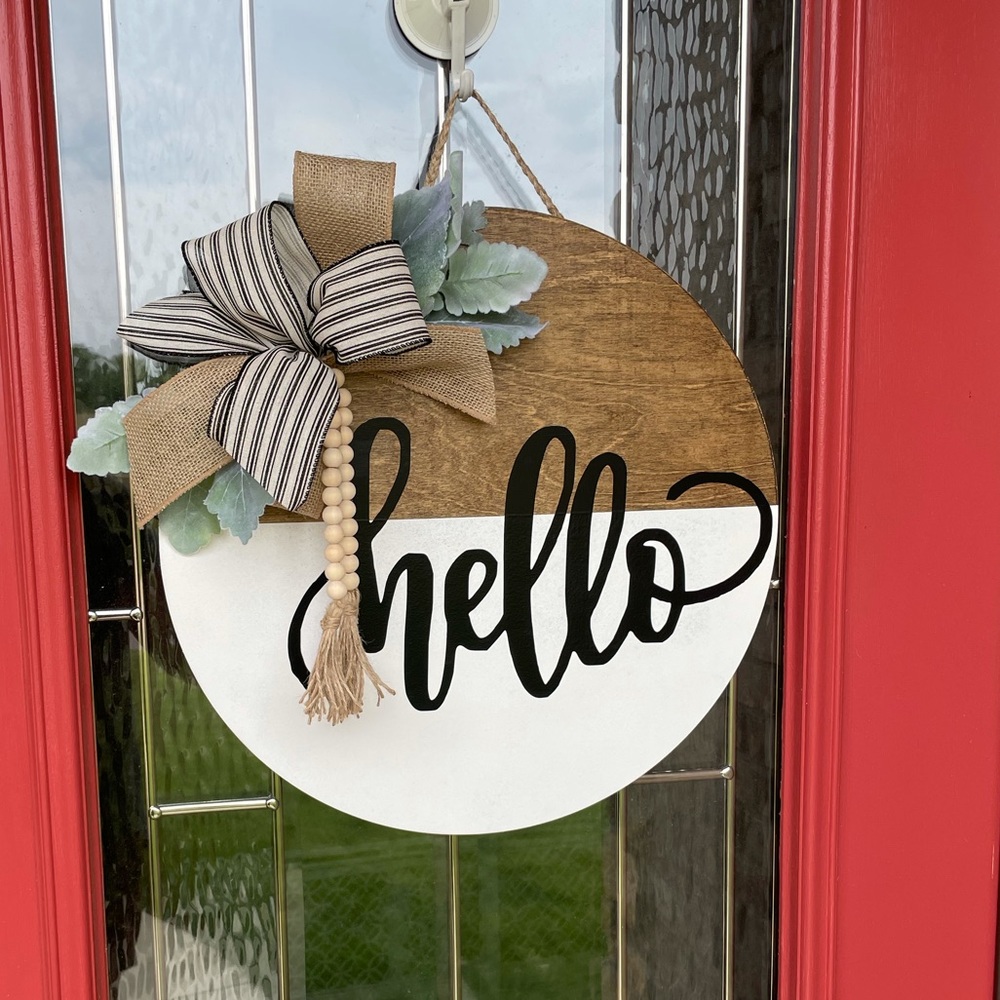 Door hanger 18” circle birch round